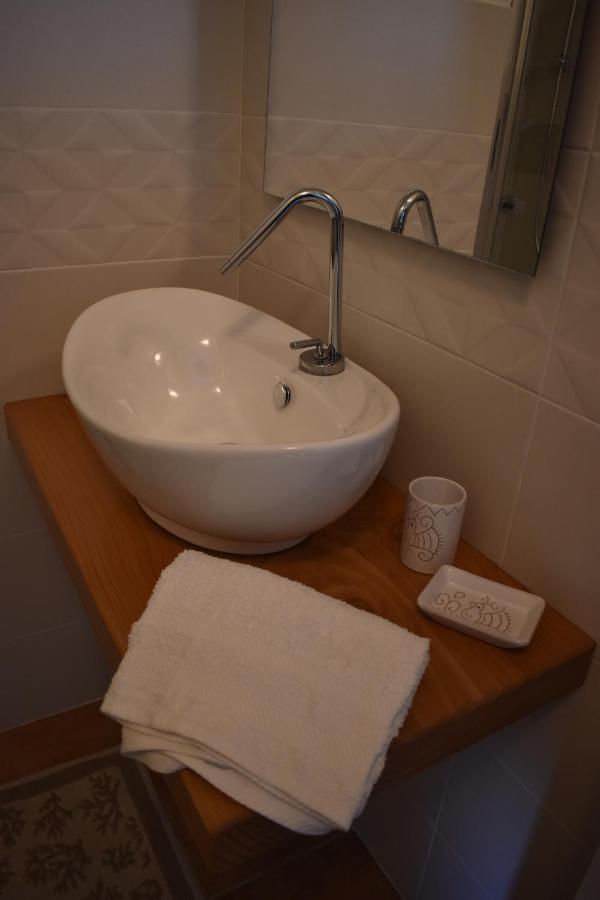 Domus Francy Hotel San Teodoro  Buitenkant foto